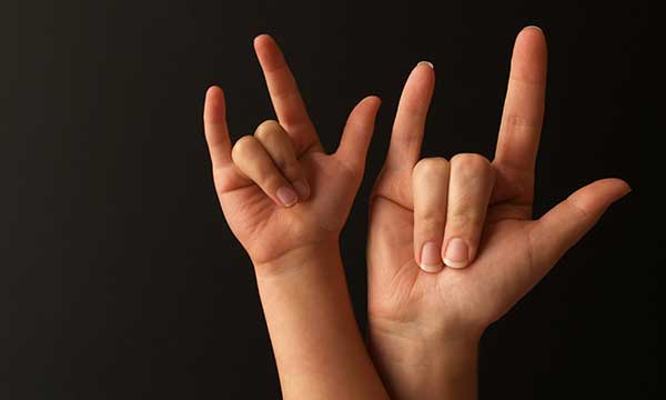 Celebrate Deaf Parents Day: Honoring Bonds & Promoting Inclusivity