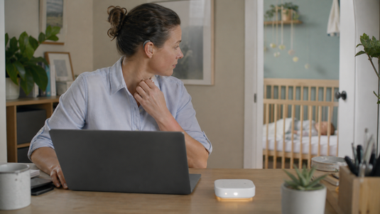 baby cry monitor for deaf parents working from home