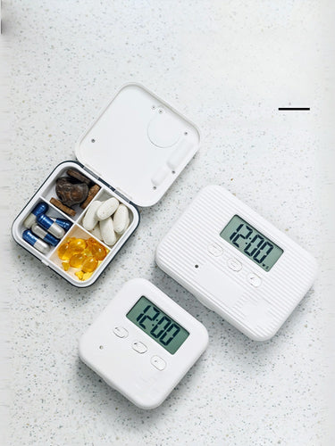 Smart Timed Pill Box with Reminder – Portable Weekly Pill Organizer for Morning, Noon & Night – Compact Travel-Friendly Sealed Pill Case for Deaf & Hard of Hearing